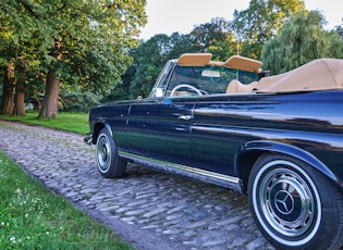 1969 MERCEDES-BENZ (W111) 280 SE CABRIOLET