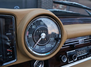 1969 MERCEDES-BENZ (W111) 280 SE CABRIOLET