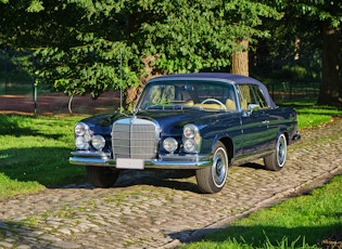 1969 MERCEDES-BENZ (W111) 280 SE CABRIOLET