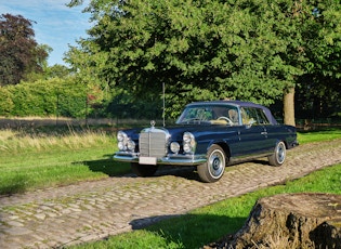 1969 MERCEDES-BENZ (W111) 280 SE CABRIOLET