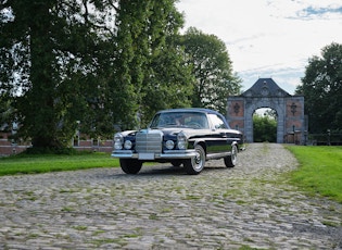 1969 MERCEDES-BENZ (W111) 280 SE CABRIOLET