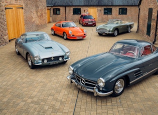 CHARITY AUCTION - MERCEDES-BENZ 300 SL 'GULLWING' DRIVING EXPERIENCE