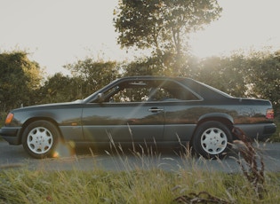 1991 MERCEDES-BENZ (W124) 300CE-24 SPORTLINE COUPE