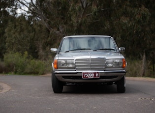 1985 MERCEDES-BENZ (V123) 250 LWB - LIMOUSINE