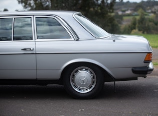 1985 MERCEDES-BENZ (V123) 250 LWB - LIMOUSINE