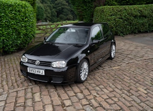 2003 VOLKSWAGEN GOLF (MK4) R32