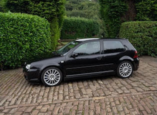 2003 VOLKSWAGEN GOLF (MK4) R32