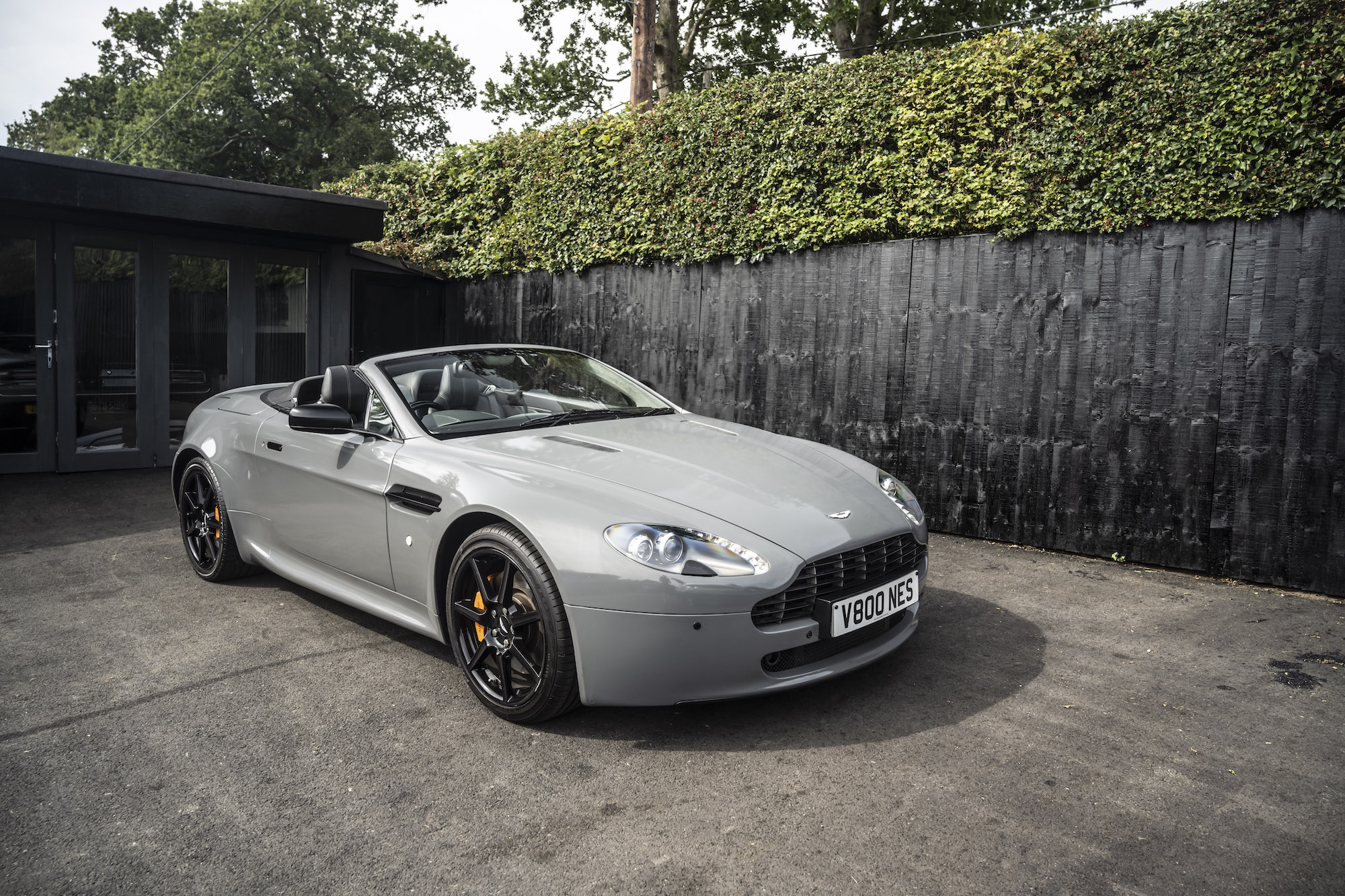 ASTON MARTIN カタログ 2007 ASTON MARTIN V8 VANTAGE ROADSTER for sale by auction in