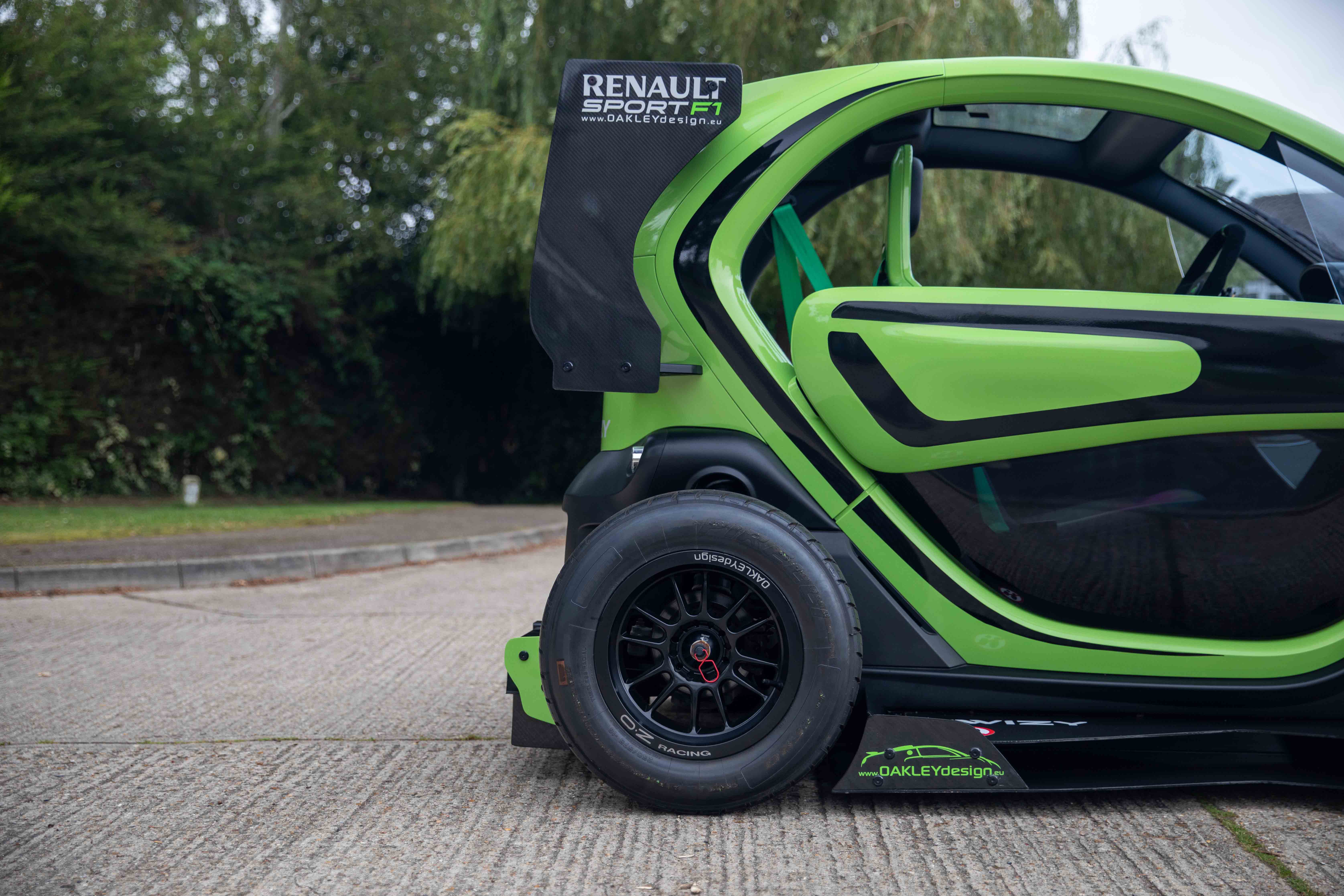 Oakley store design twizy