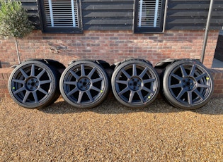 CARBON FIBRE RENAULTSPORT MEGANE TROPHY-R WHEELS