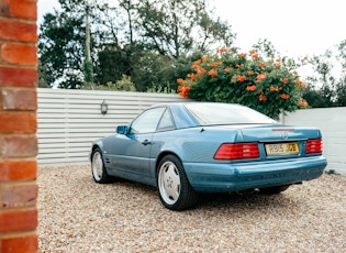 1998 MERCEDES-BENZ (R129) SL320