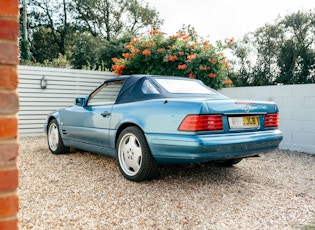 1998 MERCEDES-BENZ (R129) SL320