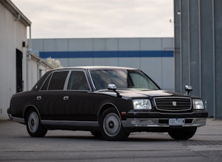 2005 TOYOTA CENTURY V12