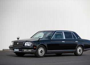 2005 TOYOTA CENTURY V12