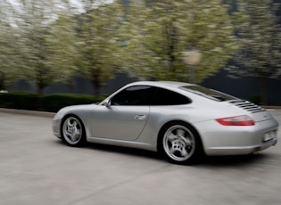 2004 PORSCHE 911 (997) CARRERA