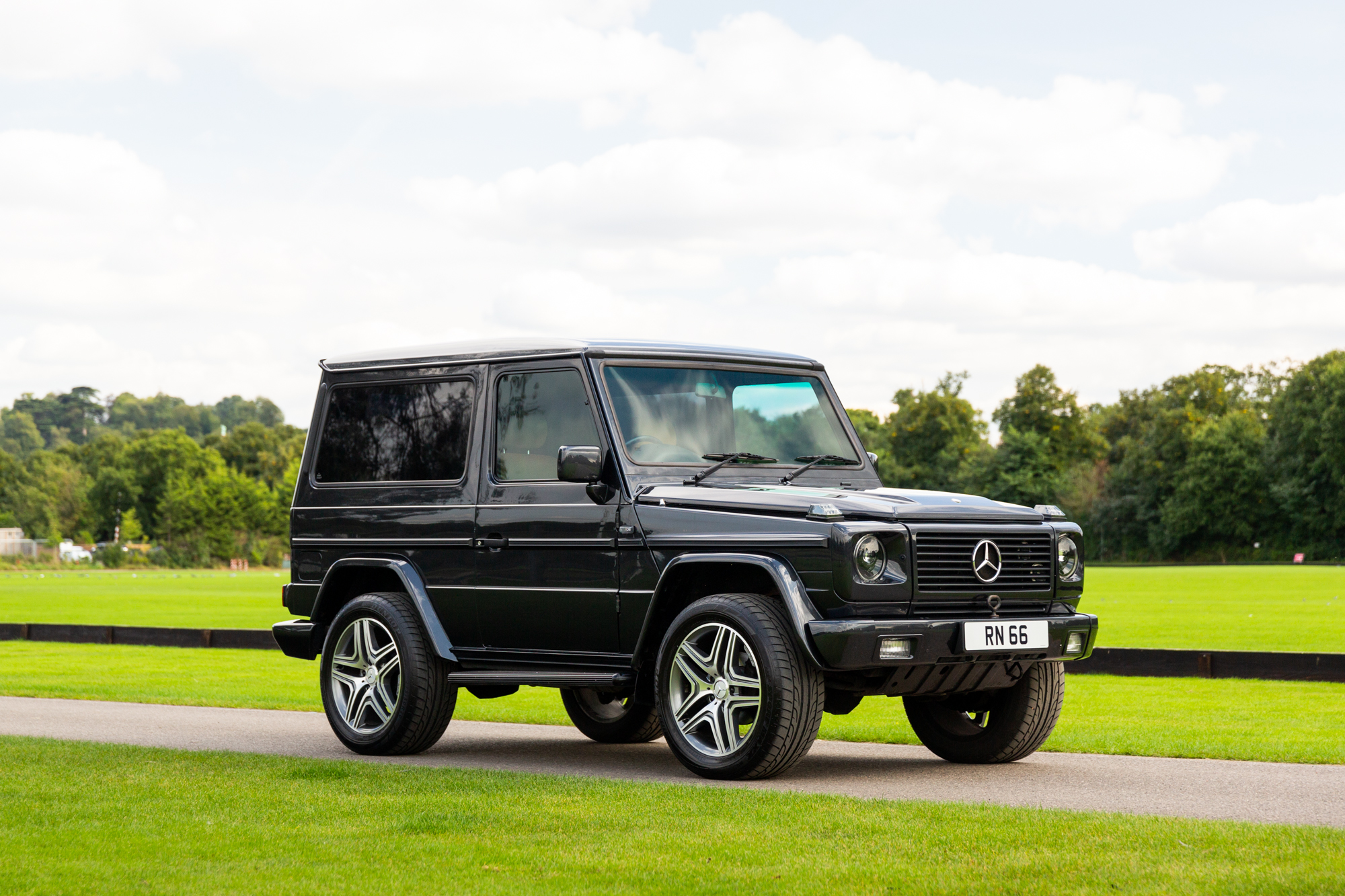 1993 MERCEDES-BENZ (W463) 300 GES SWB for sale by auction in