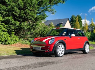 2004 MINI COOPER - RUGBY WORLD CUP EDITION – 1 of 5 - 59 MILES