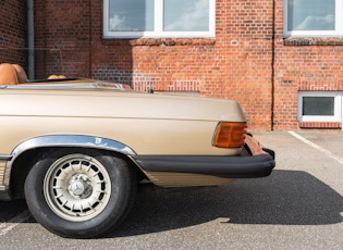 1974 MERCEDES-BENZ (R107) 450 SL