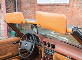 1974 MERCEDES-BENZ (R107) 450 SL