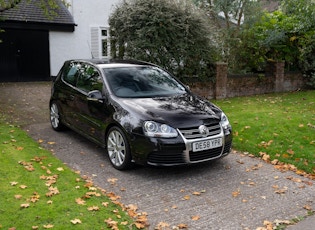 2009 VOLKSWAGEN GOLF (MK5) R32 - 13,743 MILES