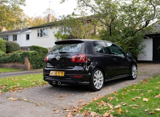 2009 VOLKSWAGEN GOLF (MK5) R32 - 13,743 MILES