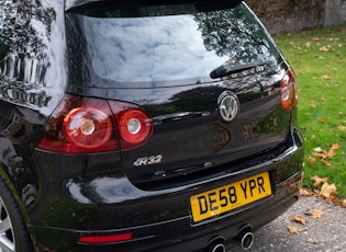 2009 VOLKSWAGEN GOLF (MK5) R32 - 13,743 MILES