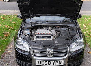 2009 VOLKSWAGEN GOLF (MK5) R32 - 13,743 MILES