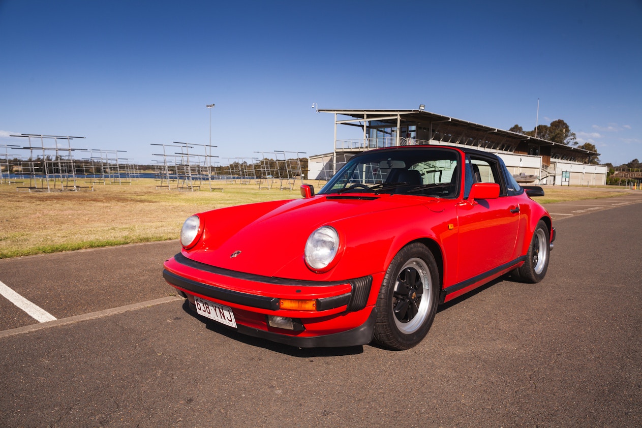 1987 PORSCHE 911 CARRERA 3.2 TARGA