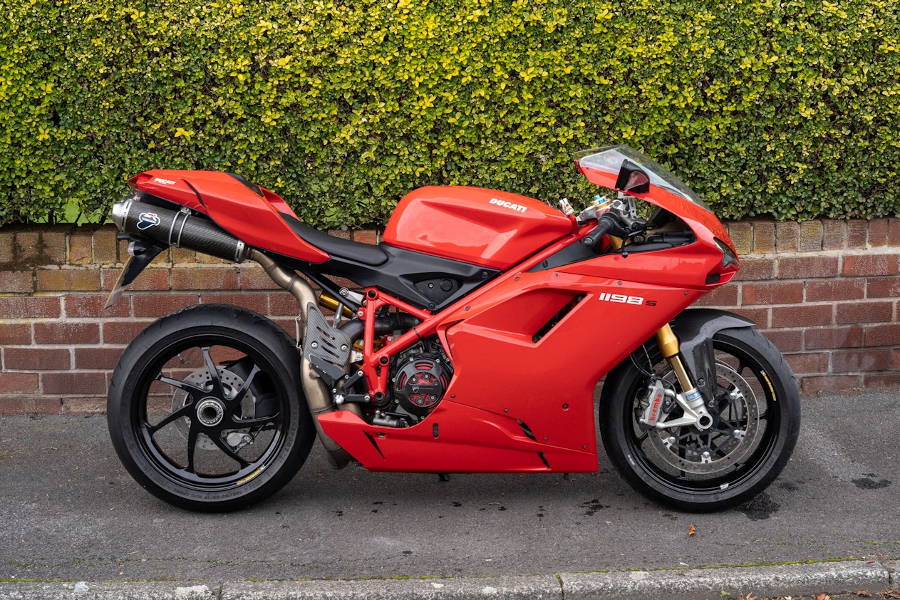 2011 DUCATI 1198 S - 3,213 MILES