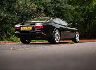 2002 JAGUAR XKR 100 4.0 COUPE