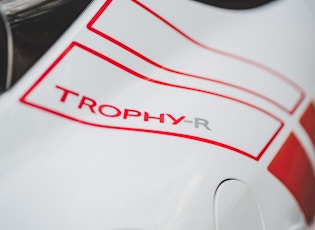 2014 RENAULT MEGANE RS275 TROPHY-R