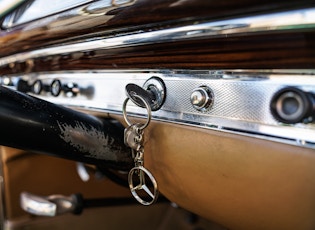 1959 MERCEDES-BENZ (W128) 220 SE CABRIOLET