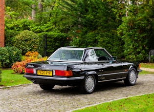 1989 MERCEDES-BENZ (R107) 300 SL