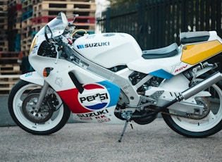 1989 SUZUKI RGV250 'PEPSI'