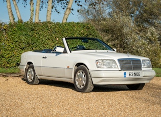 1994 MERCEDES-BENZ (W124) E220 CABRIOLET