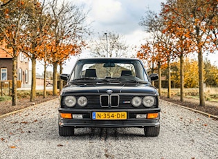 1987 BMW (E28) M5