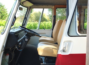 1980 PEUGEOT J7 PANEL VAN