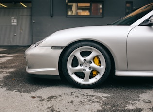 2001 PORSCHE 911 (996) GT2 - 14,326 KM