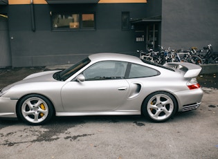 2001 PORSCHE 911 (996) GT2 - 14,326 KM