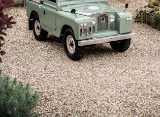 1966 LAND ROVER SERIES IIA 88"