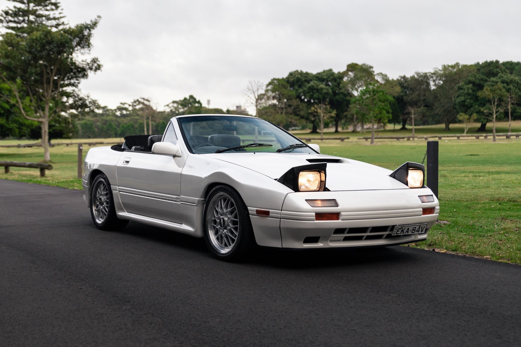 エクリプス　rx7  インプレッサ　r34 4台 1988 MAZDA RX-7 'INFINI' SERIES 4 CONVERTIBLE for sale by