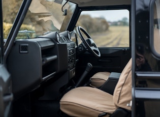 2015 LAND ROVER DEFENDER 110 SINGLE CAB PICK UP 'HIGH CAPACITY' - 129 MILES