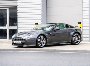 2009 ASTON MARTIN V12 VANTAGE - MANUAL