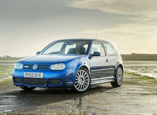 2003 VOLKSWAGEN GOLF (MK4) R32 