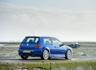 2003 VOLKSWAGEN GOLF (MK4) R32 