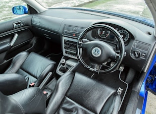 2003 VOLKSWAGEN GOLF (MK4) R32 