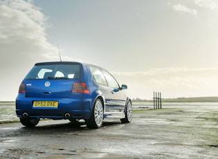 2003 VOLKSWAGEN GOLF (MK4) R32 