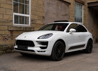 2016 PORSCHE MACAN GTS