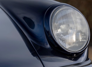 1991 PORSCHE 911 (964) CARRERA 4 CABRIOLET