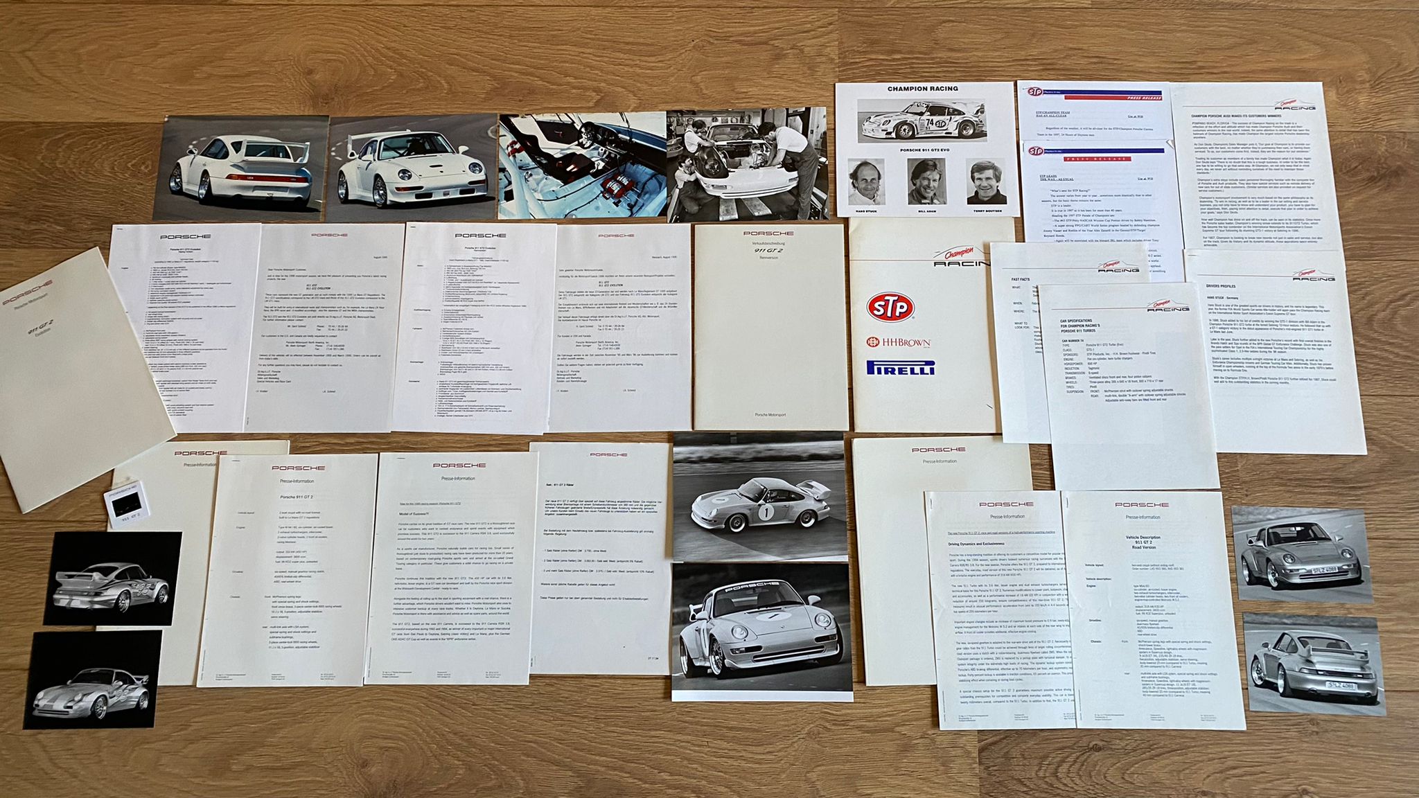 PORSCHE 911 GT2 LITERATURE for sale by auction in Arnhem